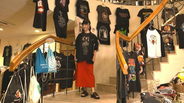 暑い日“ゆるくとがった可愛いおしゃれ”大人のバンドTシャツ～大人女子の「Y2K」古着mixコーデ