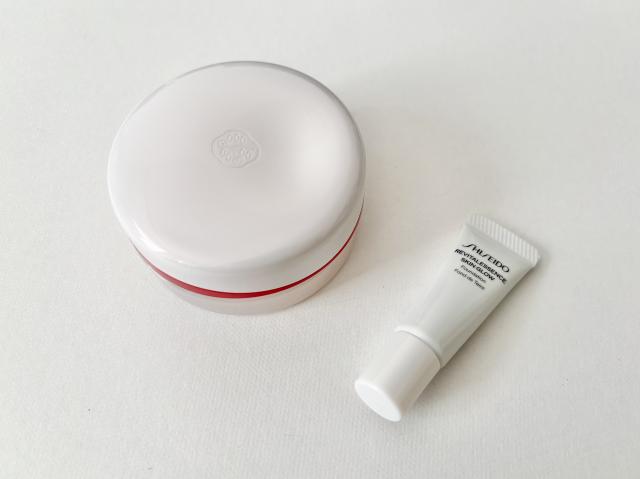 アットコスメ　@cosme　2025　ベスコス　資生堂　ファンデ　パウダー　