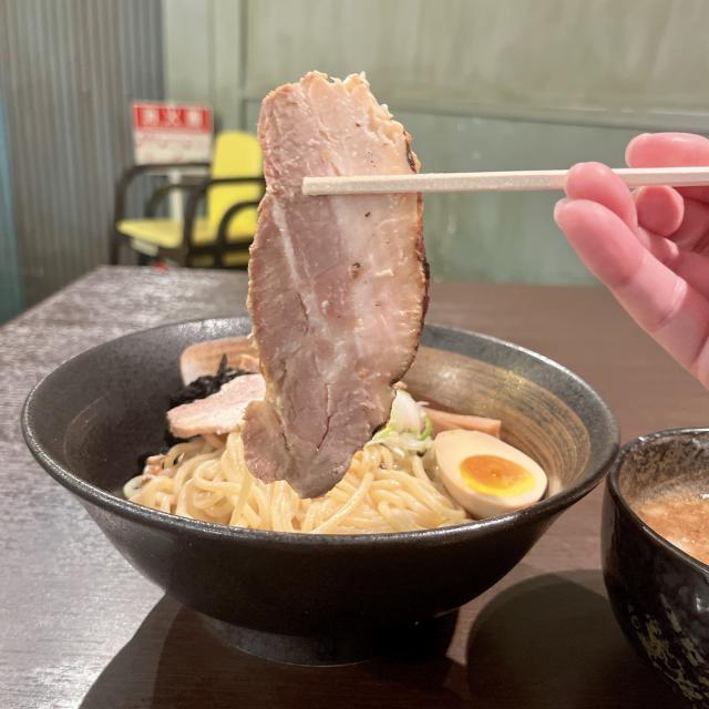 つけ麺、チャーシュー　札幌ら〜めん共和国