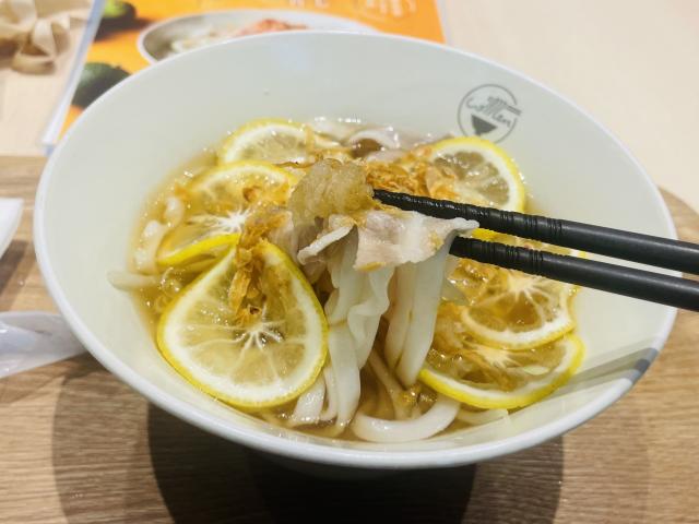 限定メニュー　rice noodle comen