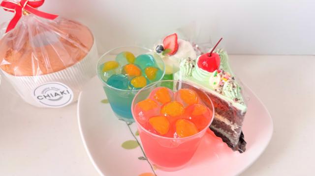 旭川買物公園で人気のケーキショップ 女性パティシエが作るカラフルケーキ