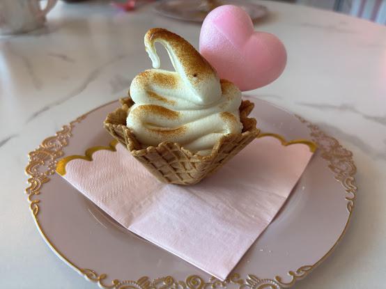 くねくねソフトクリーム