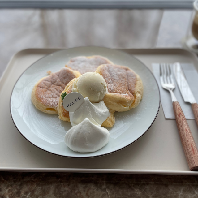 人気ケーキ店の「美景観」カフェに感動！…ぷるぷる＆ふわふわのパンケーキとこだわりコーヒー【手稲】