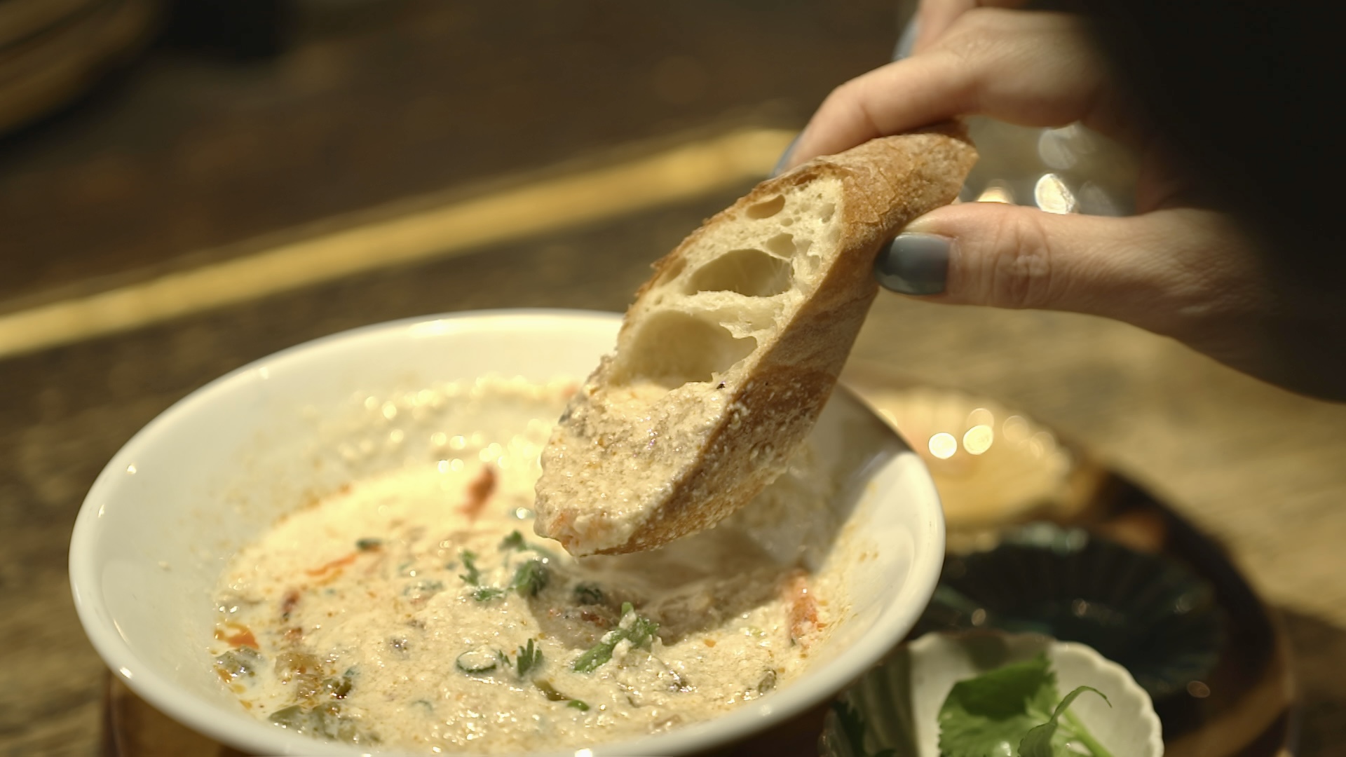 18条駅すぐ近く！朝7時からモーニング…体にやさしくオシャレカフェ「Cafe Brim」【札幌】