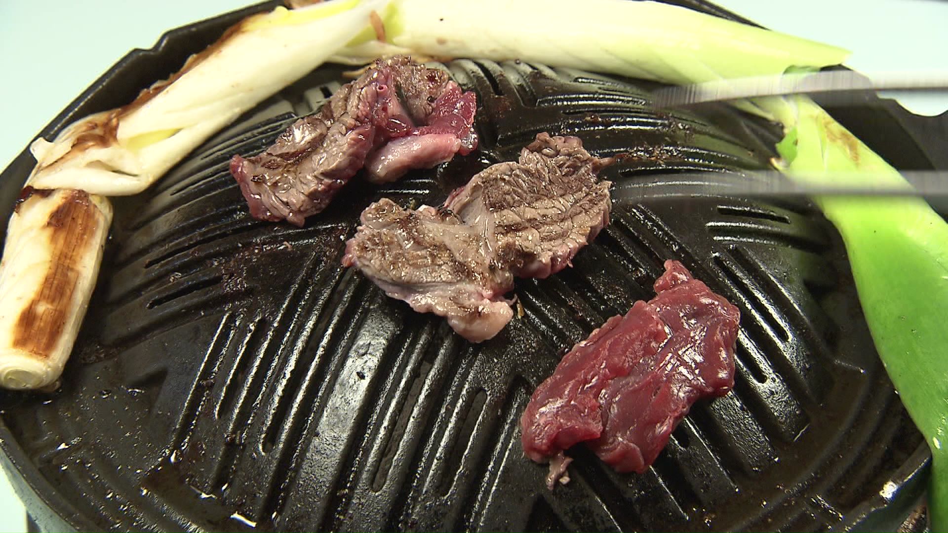 クマ肉グルメ”急増！ジンギスカンにカレー・クマ肉まんも！「脂が甘い