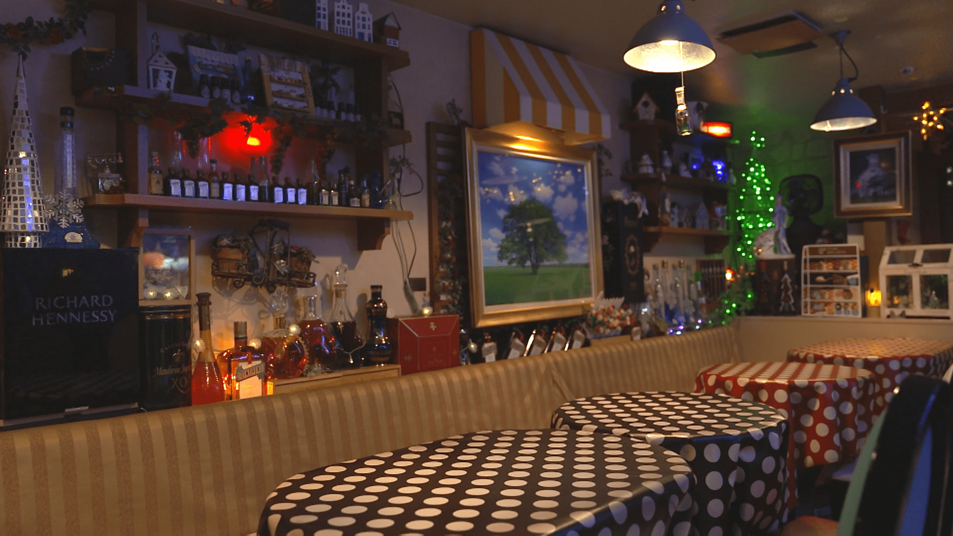 アイスクリームバー 北海道ミルク村 内観