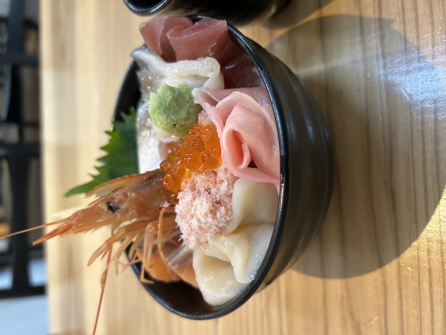 海の幸いっぱいの海鮮丼