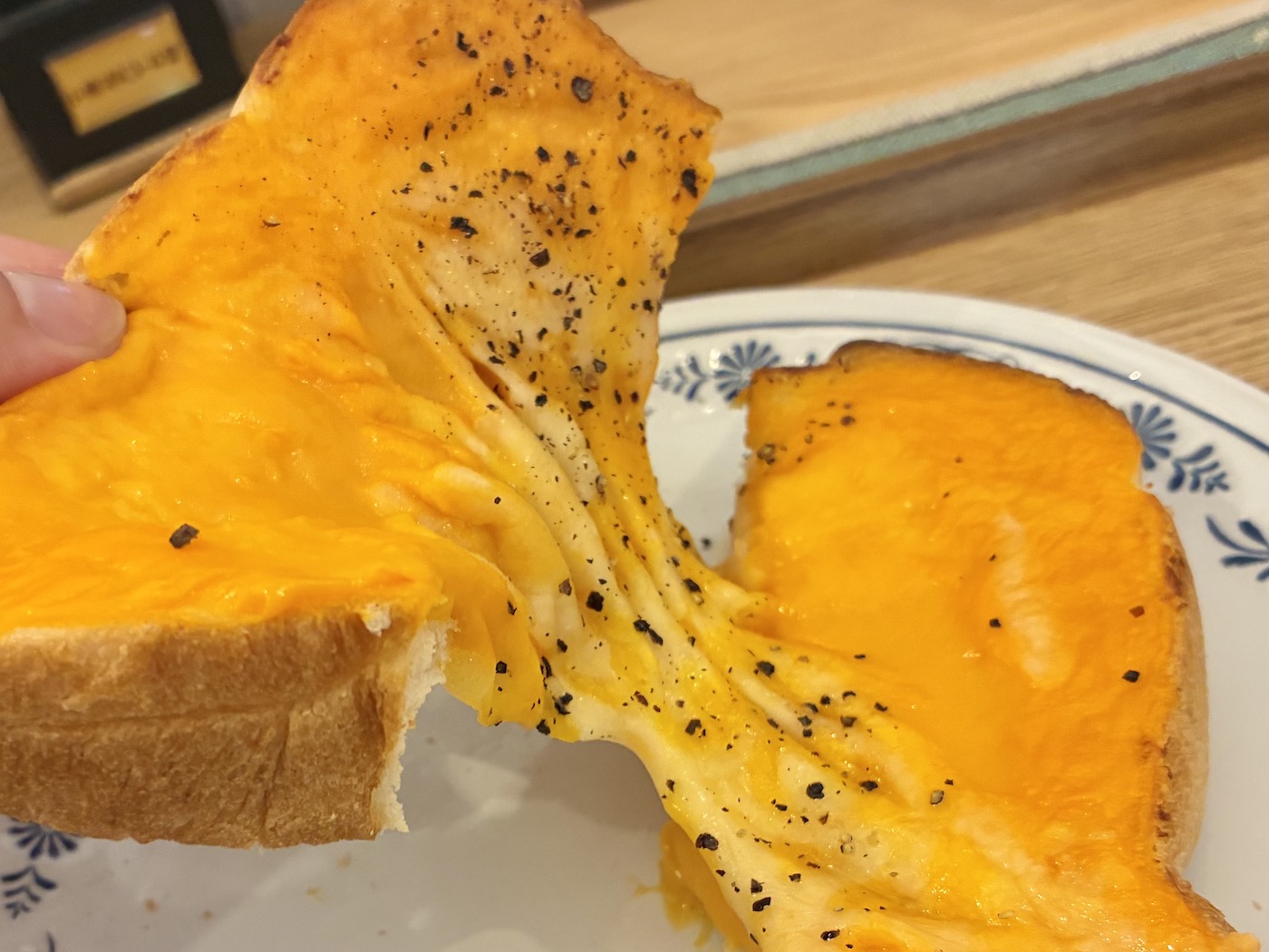 チーズトースト