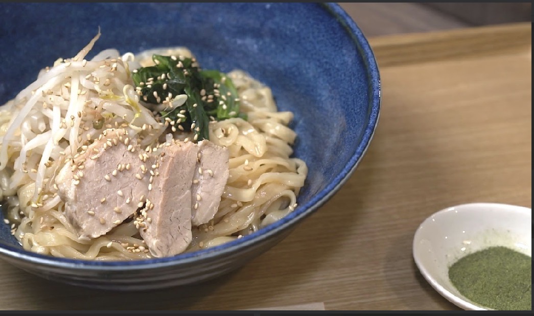 札幌にオープン「日本茶カフェ pocha」スイーツも麺も美味しい！『和風まぜそばセット』話題