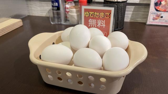 ラーメン共和国　白樺山荘　ゆでたまご