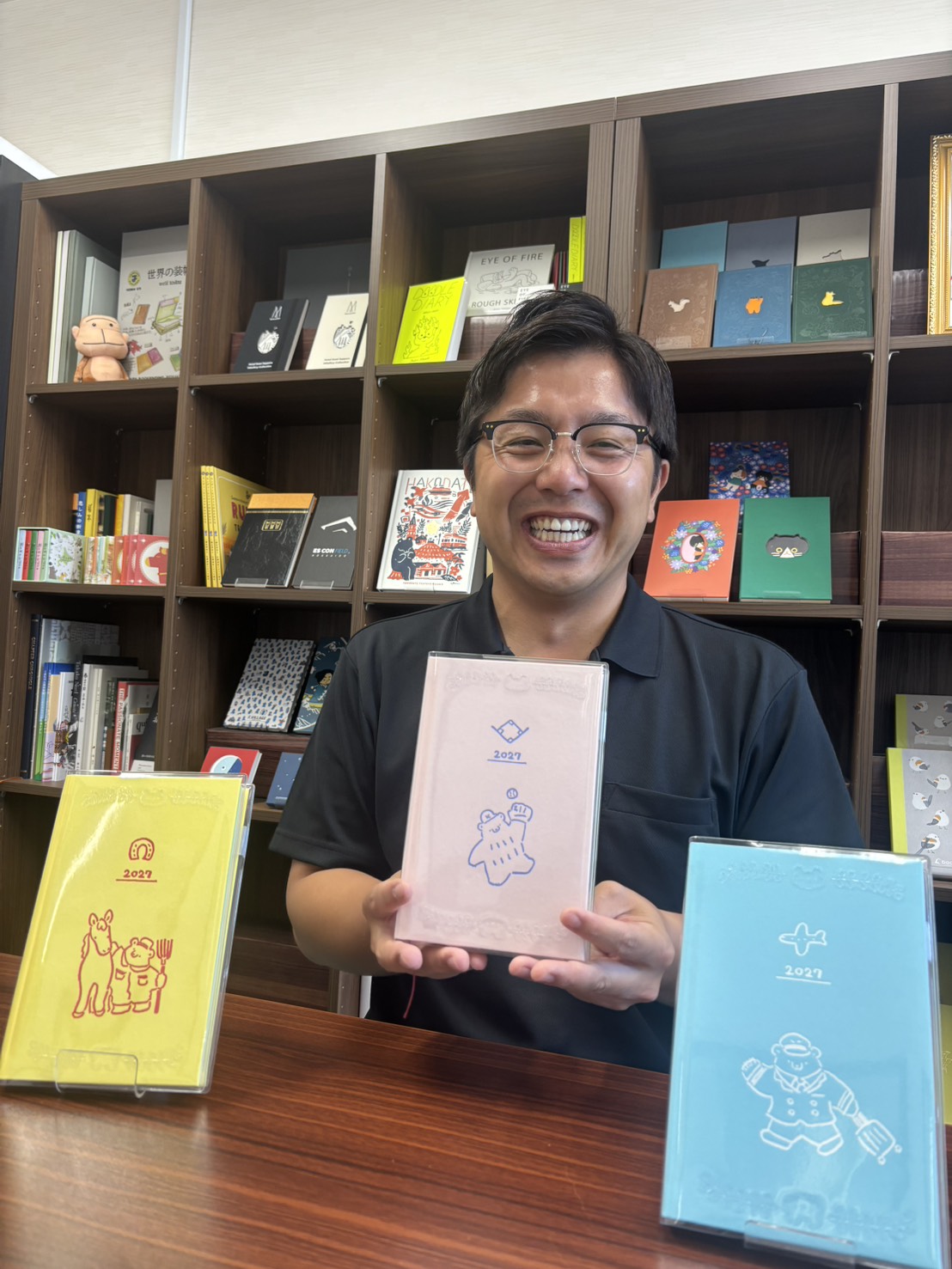 笑顔で話す今村さん