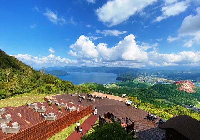 Sasaru 絶景を望む新しい山頂テラスがオープン 有珠山ロープウェイ Mt Usuテラス