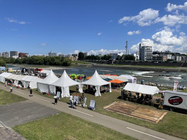 豊平川　河川敷　川見