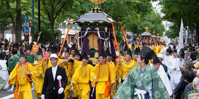 北海道神宮例祭　札幌まつり　御神輿　神輿渡御