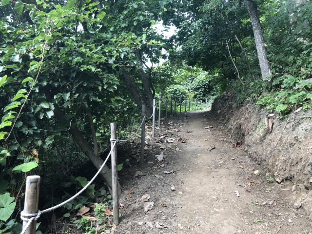 虻田神社 龍山道