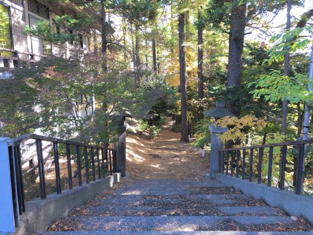 白石神社