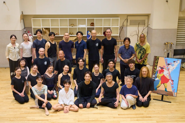 稽古中に撮影した集合写真