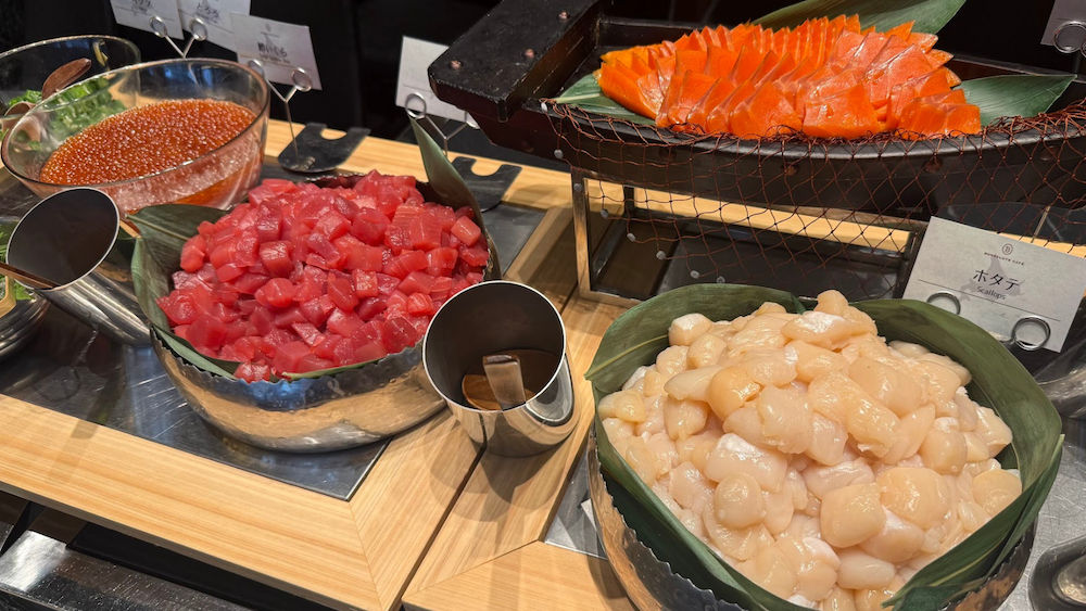  朝から「食べ放題」セルフ海鮮丼にソフトクリーム…札幌駅目の前で"絶品朝食ビュッフェ＆極上リフレッシュ"【札幌】