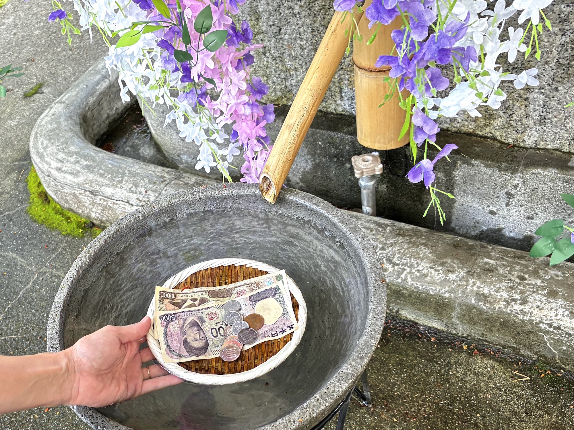 札幌では珍しい「銭洗い」ができる神社で開運・金運アップ！七夕・夏詣も楽しめる涼やかな癒やしスポット【札幌伏見稲荷神社】